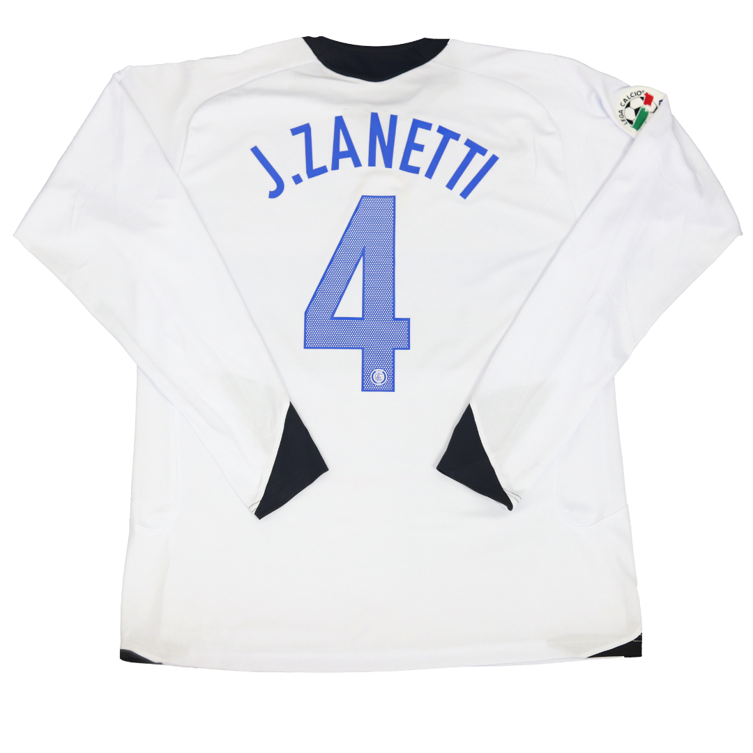 Internazionale Auswärts Weiß Langarm 05/06 "J.Zanetti" Nr.4