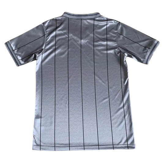 NeWMastle Auswärts Gray 1984