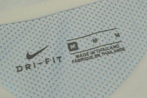 Internazionale Auswärts Weiß UCL Version 10/11 "Milito" Nr.22