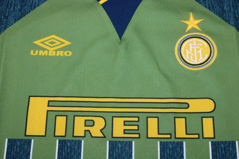 Internazionale Auswärts Grün 94/95 "R.Carlos" Nr.6