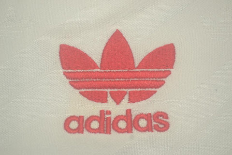 Manchester United Auswärts Weiß 86/88 "Bruce" Nº 4