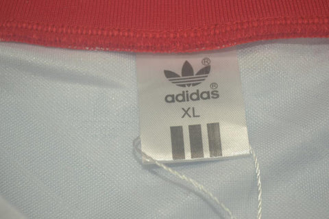 Manchester United Auswärts Weiß 86/88 "Bruce" Nº 4